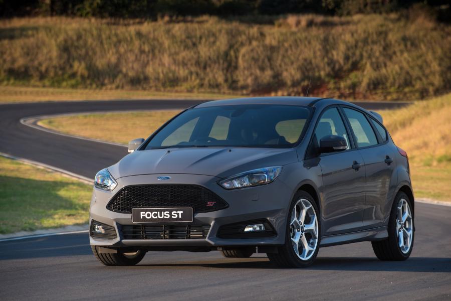  Ford Focus ST 2015 года  (ZA) (фото 16 из 30)